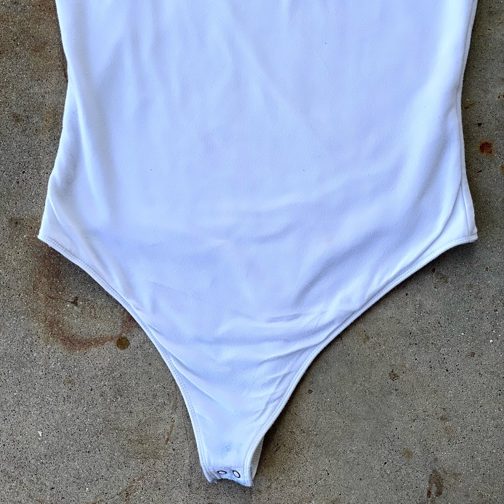 Abercrombie & Fitch Scoop Neck Cotton Seamless Fabric Crew Bodysuit - Picture 2 of 3